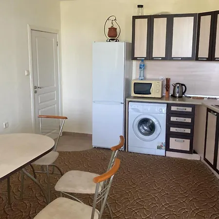 Apartment Complex Breeze Sunny - комплекс бриз *