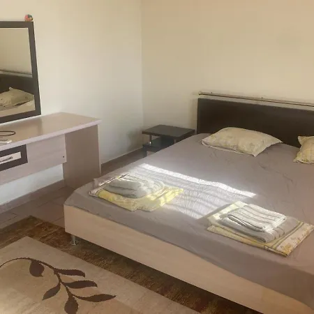 Apartment Complex Breeze Sunny - комплекс бриз *